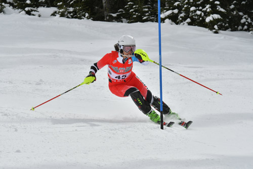 Lisa surpass 100 national titles in masters ski racing Lisa surpass 100 national titles in masters ski racing